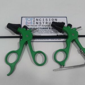 Incision Instrument Laparoscopic Click Handle Grasper Forceps Green Maryland 5mm x 330mm shows a reusable grasper with green click-lock handle and curved Maryland jaws for secure tissue grasping.