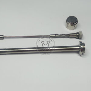 Incision Instrument laparoscopic 10mm trocar cannula shows a reusable 10mm trocar with clear cannula housing and pyramidal tip for secure abdominal wall penetration.